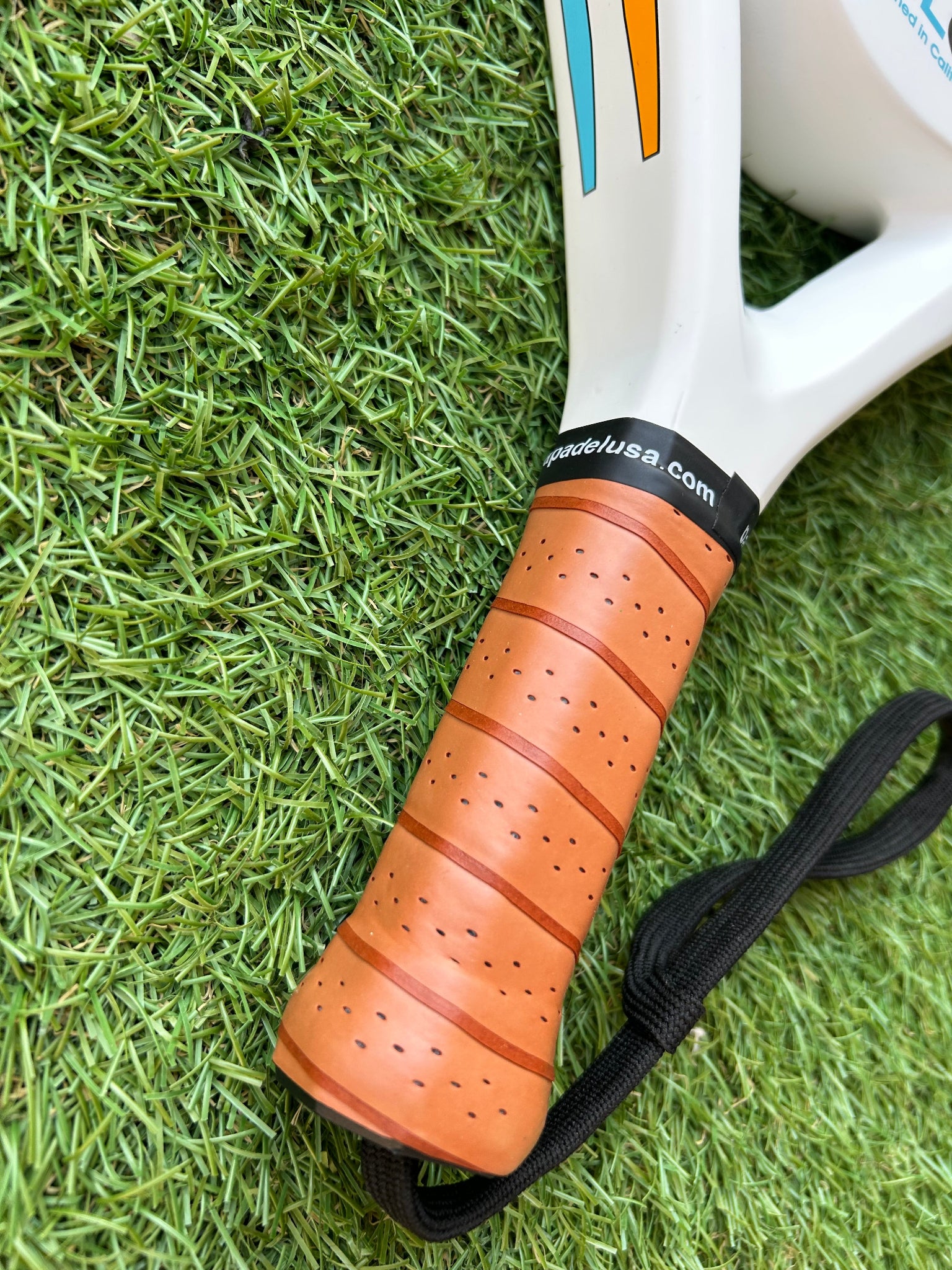 PALA PADEL RACKET faux leather grip detail